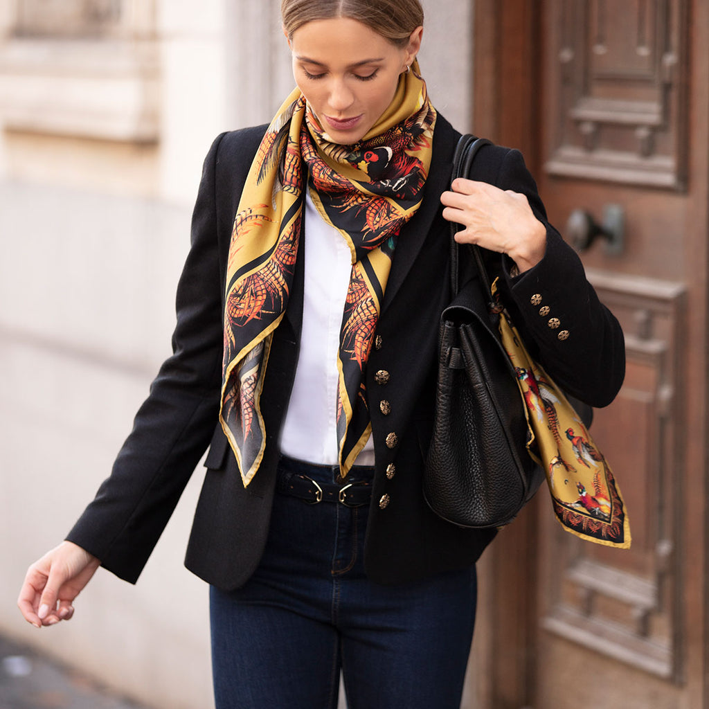 Goyard, cravat, Headscarf, shawl, Louis Vuitton, Stole, monogram